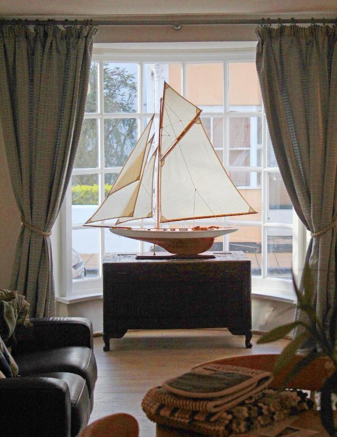 Beautiful Seaside One Bedroom Apartment Шелдон Экстерьер фото